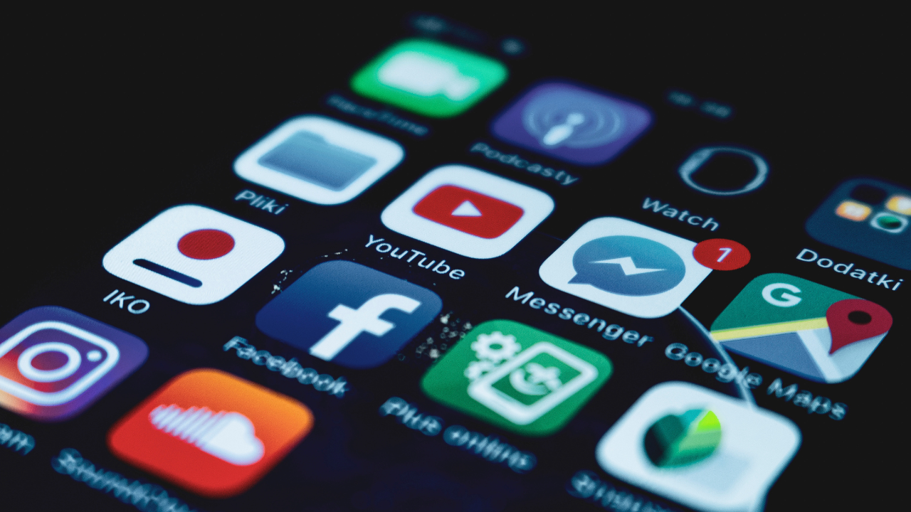 Facebook and Instagram Introduce AI Bot ‘User’ Accounts